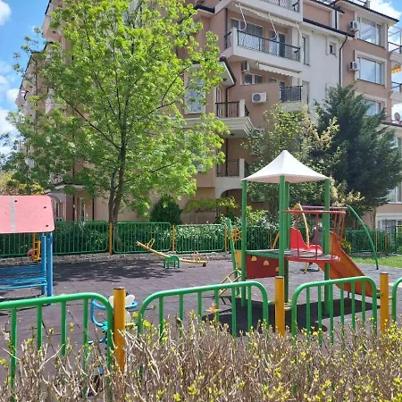 святой влас, комплекс Sea Breeze Apartament *